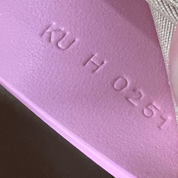 GIVENCHY XS Antigona Box Bag - Picture 16 of 16